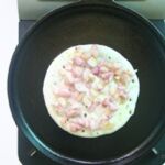 small onion uttapam