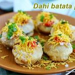 Dahi batata puri