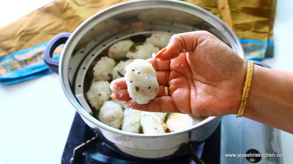 savory pidi kozhukattai